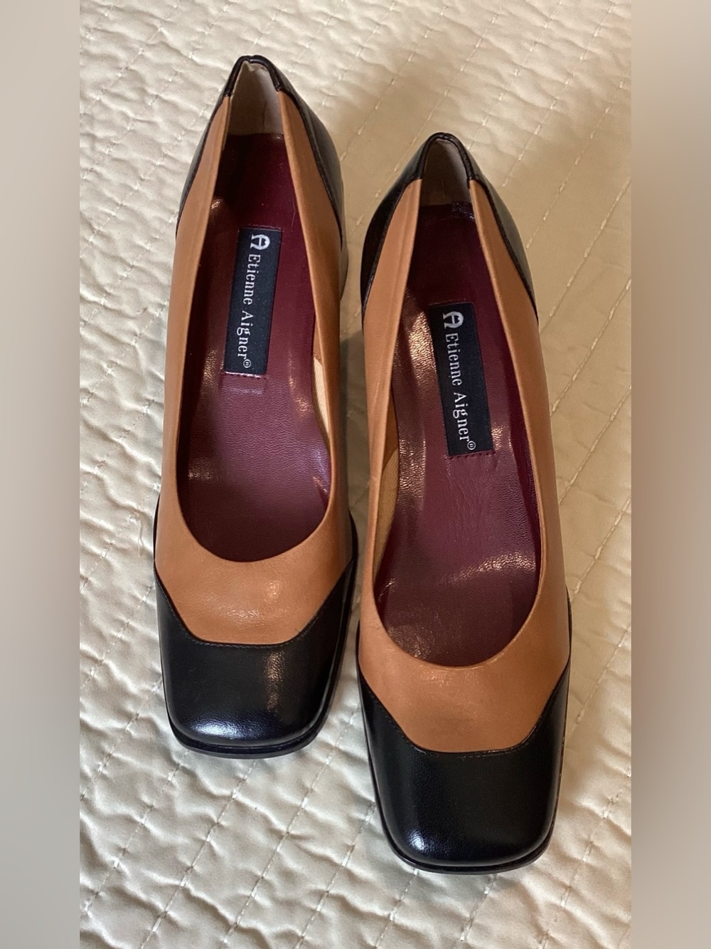 Vintage Minimalist Two Tone Leather Block Heel Preppy Office Chic size 7.5